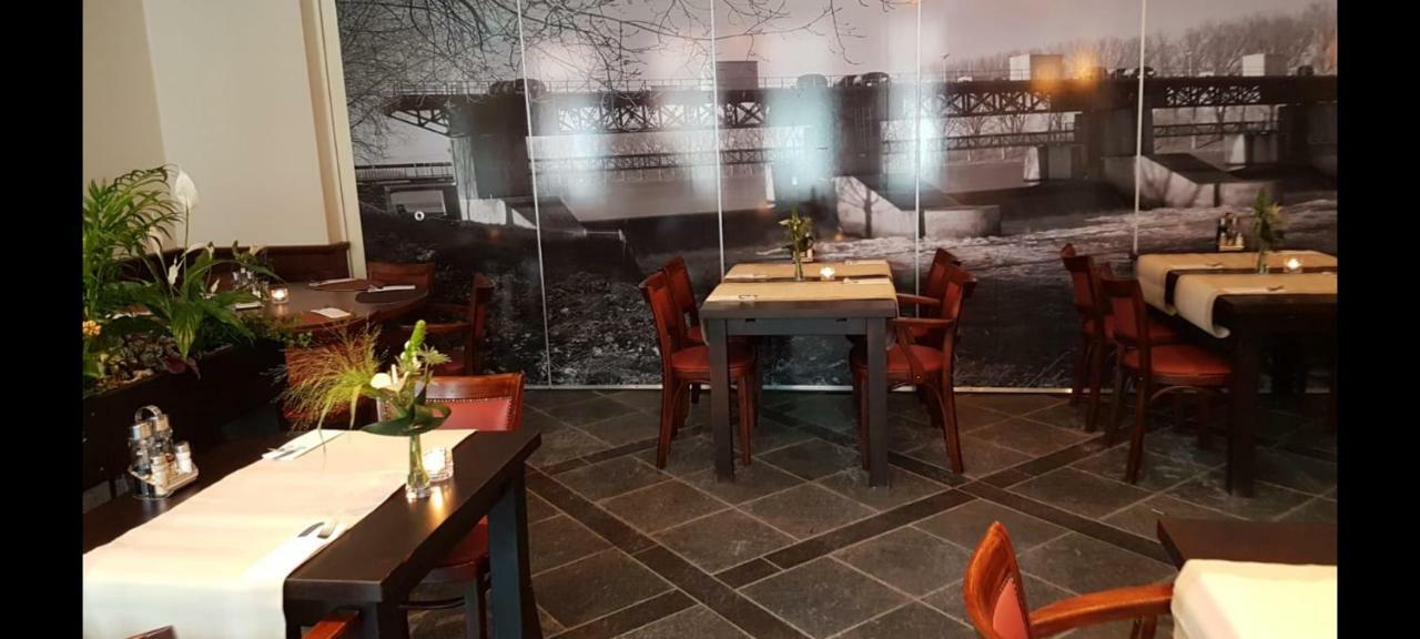 De Harmonie Hotell Linne Exteriör bild